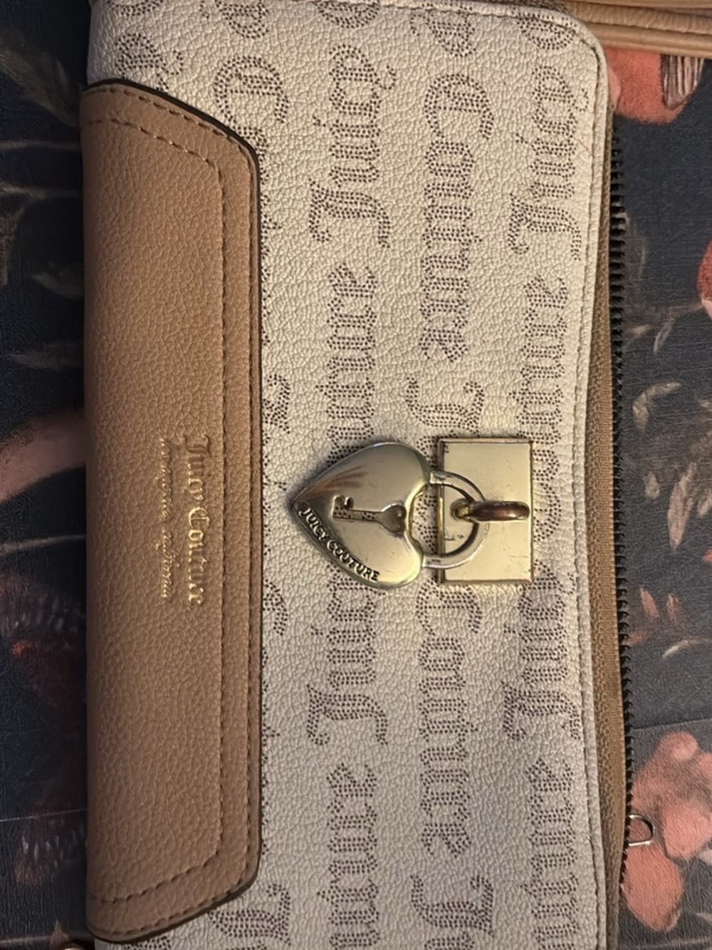 Juicy Couture Cream and Tan Logo Interior Zip Wallet